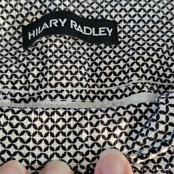 Nice Shorts And Capris Bundle - Picture 4 of 8